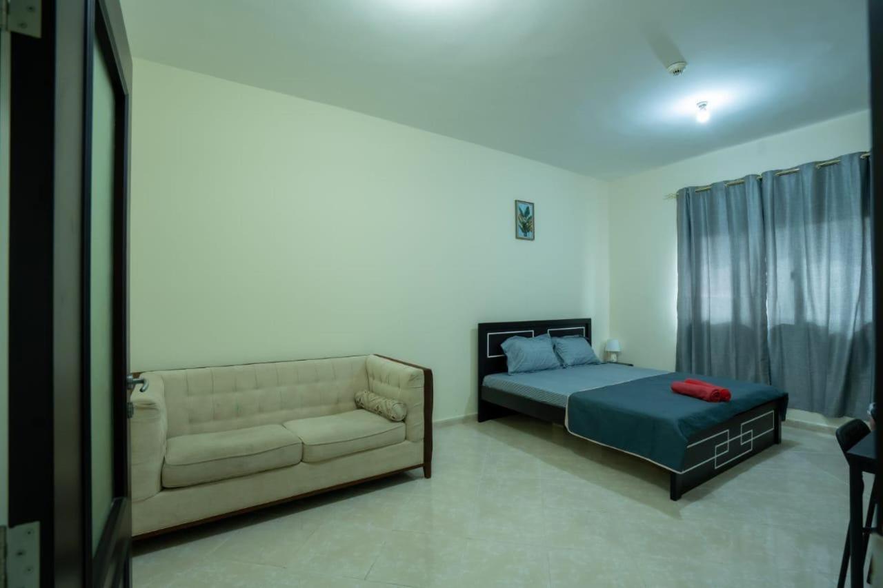 Apartament Juh Real Estate And Management Servise Llc Abu Zabi Zewnętrze zdjęcie